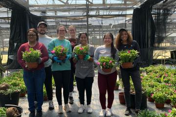 Alternative Spring Break 2025 Photo