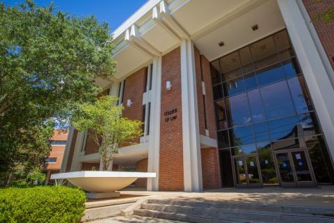 Set to begin operations later this academic year, the clinic will offer pro bono legal representation to people and organizations nationwide whose rights to free speech, religious liberty, freedom of association and assembly, or freedom of the press are at risk.