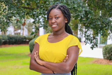 Student Ambassador Kyla Escoe Headshot