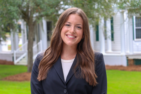 Student Ambassador Madison Shostack Headshot