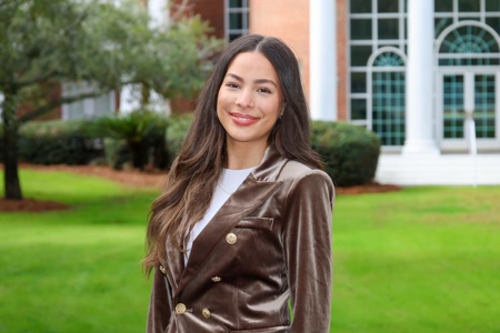 Student Ambassador Natalie Willis Headshot